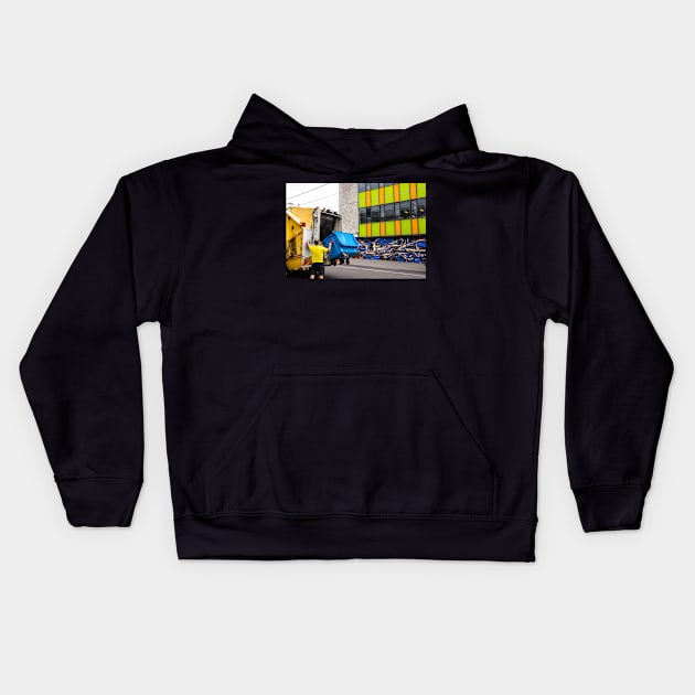 Rubbish truck in Collingwood, Melbourne, Australia. Kids Hoodie by sma1050